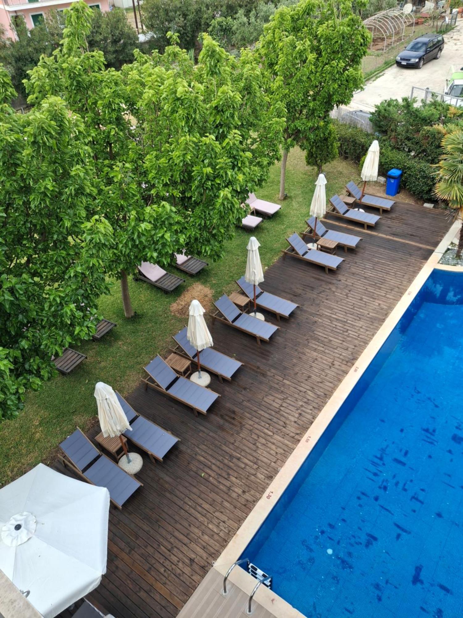 Palmyra Nydri (Lefkada)
